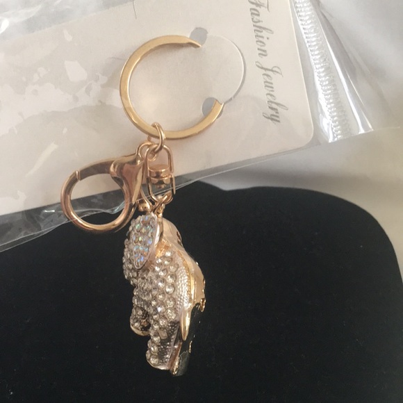 Elephant Keychain - Picture 3 of 5